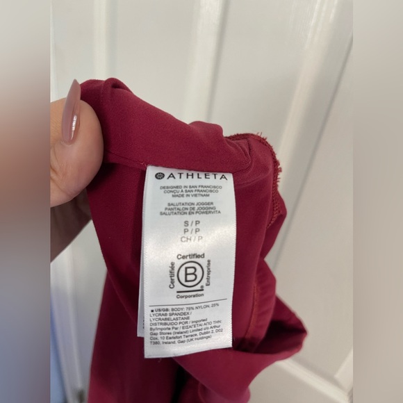 ATHLETA Salutation Jogger - Picture 12 of 12